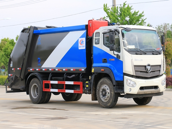 國(guó)六福田壓縮垃圾車(chē)